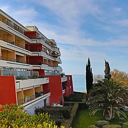 Spacieux T2 Avec Jardin, Loggia, Terrasse Et Box Prive A - Fr-1-472a-225 * Sete